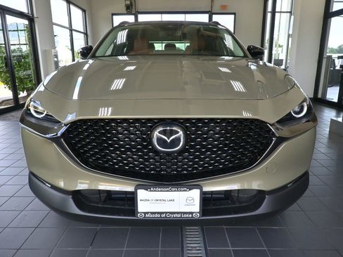 New 2025 MAZDA CX-30 Carbon image 8