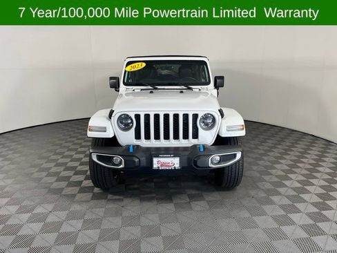 Used 2023 Jeep Wrangler Unlimited Sahara w/ Cold Weather Group AWD/4WD image 2