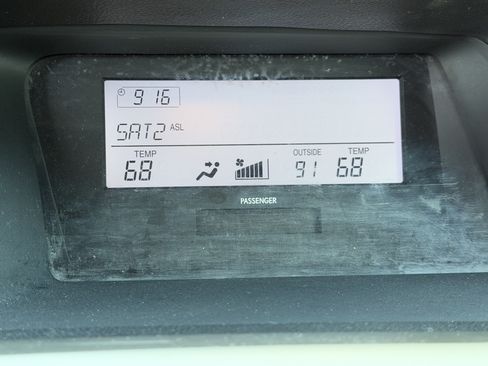 Used 2011 Lexus RX 350 2WD w/ Premium Pkg image 21