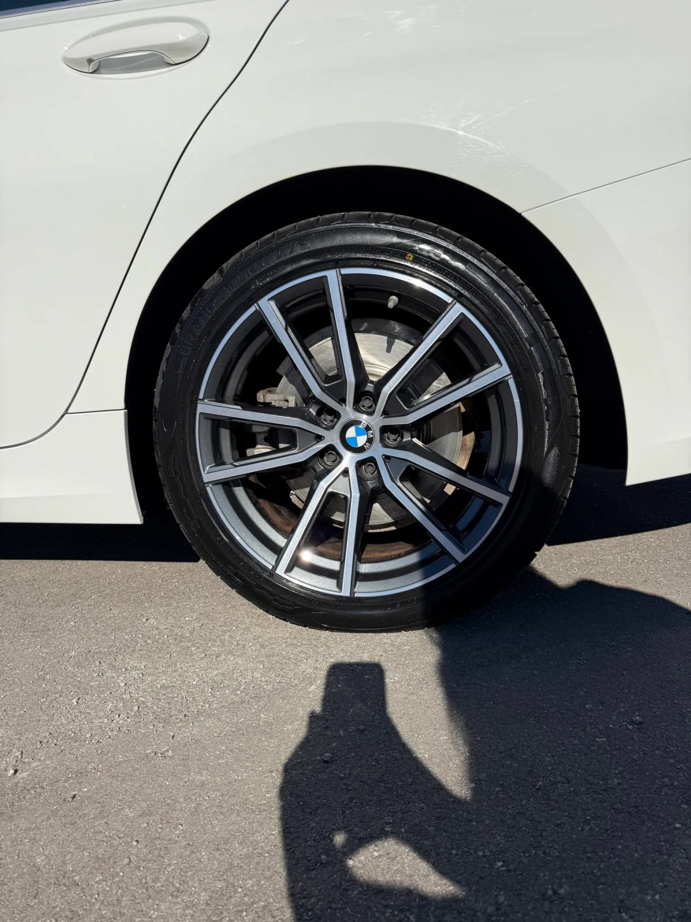Used 2021 BMW 330i xDrive Sedan AWD/4WD image 31