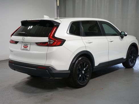 Used 2024 Honda CR-V EX image 8