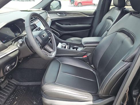 Used 2024 Jeep Grand Cherokee L Limited AWD/4WD image 7