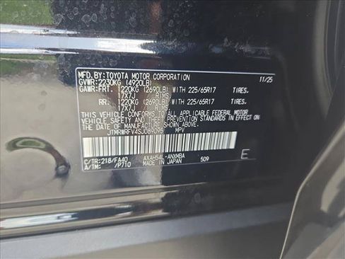 Certified 2025 Toyota RAV4 XLE AWD/4WD image 24