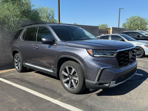 Certified 2024 Honda Pilot Elite image 5