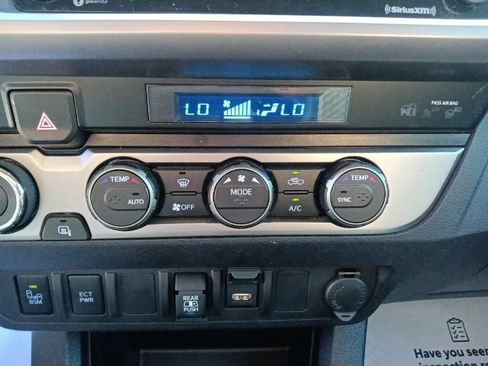 Used 2023 Toyota Tacoma SR5 w/ Technology Package AWD/4WD image 23