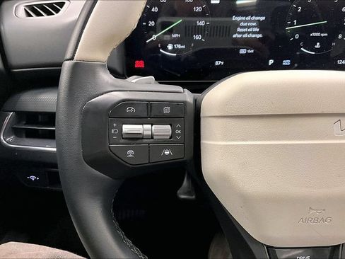 Used 2025 Kia K4 GT-Line w/ GT-Line Premium Package FWD image 17