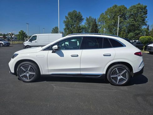 New 2026 Mercedes-Benz EQE 320 4MATIC SUV image 3