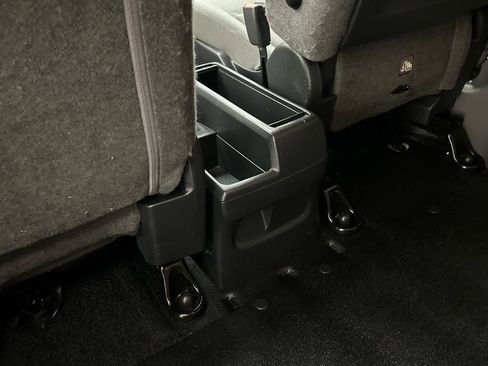 Used 2020 Nissan NV200 S image 21