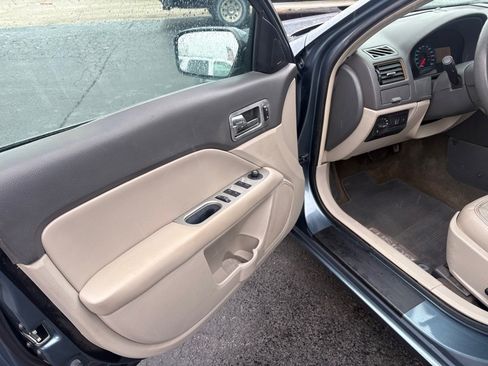 Used 2011 Ford Fusion Hybrid w/ 502A Rapid Spec Order Code image 14