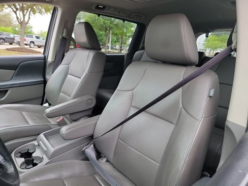 Used 2016 Honda Odyssey Touring image 13