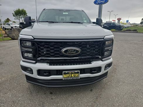 New 2025 Ford F250 XLT w/ Black Appearance Package image 11
