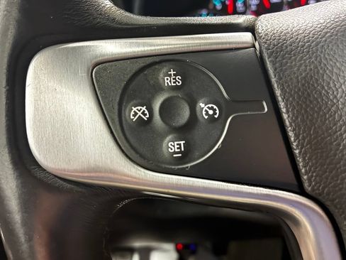 Used 2017 GMC Sierra 1500 SLE w/ SLE Value Package AWD/4WD image 18