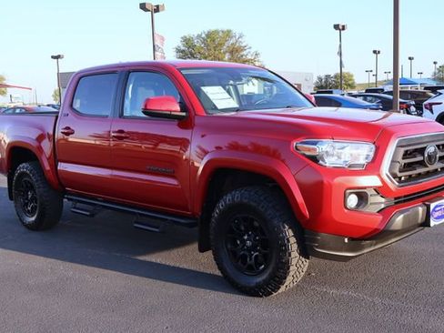 Used 2022 Toyota Tacoma SR5 image 9