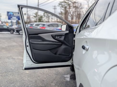 Used 2019 Nissan Murano SV w/ Premium Package image 27