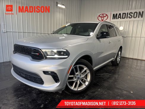 Used 2023 Dodge Durango GT image 1