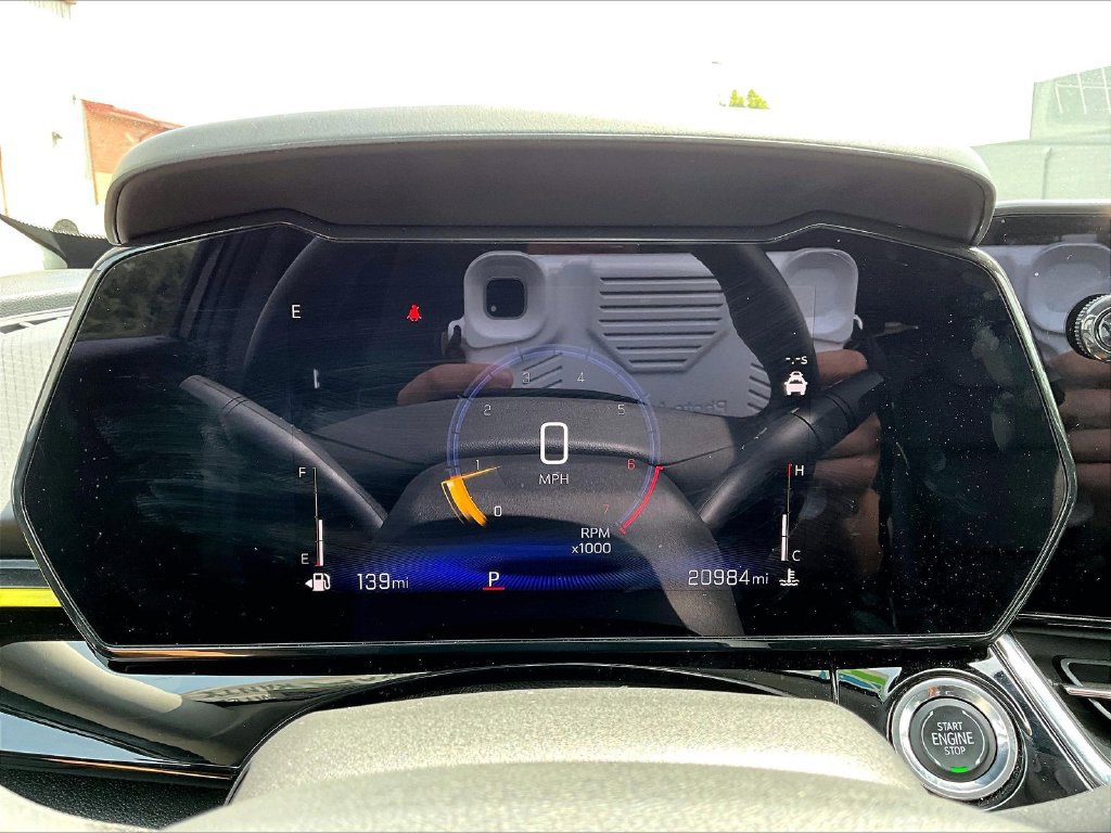 Used 2025 Chevrolet Trax ACTIV w/ Driver Confidence Package FWD image 17