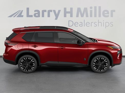 New 2026 Nissan Rogue Dark Armor FWD image 4