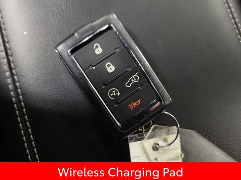 Used 2023 Jeep Grand Cherokee L Laredo AWD/4WD image 19