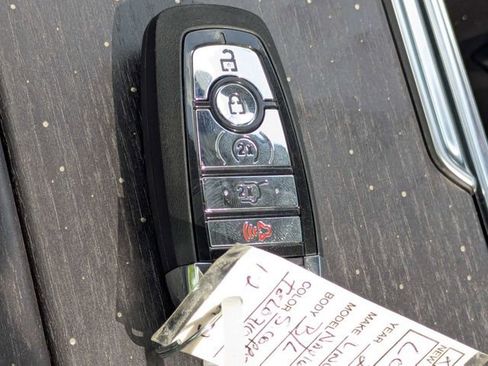 New 2026 Lincoln Navigator L Black Label image 30