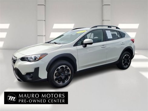 Used 2023 Subaru Crosstrek 2.0i Premium image 7