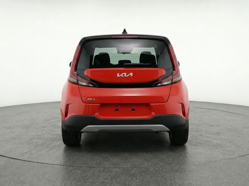 Used 2025 Kia Soul LX w/ LX Technology Package image 7