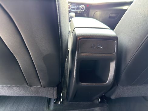 Used 2024 Chevrolet Trax LT w/ Driver Confidence Package FWD image 20