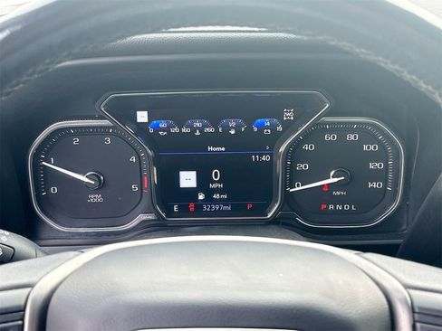 Used 2022 GMC Sierra 2500 Denali w/ Denali Black Diamond Edition image 12