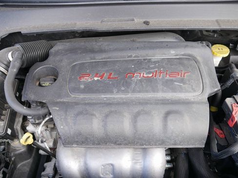 Used 2022 Jeep Compass Latitude image 9