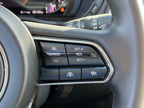 Used 2025 MAZDA CX-70 Plug-In Hybrid w/ Premium Pkg image 17