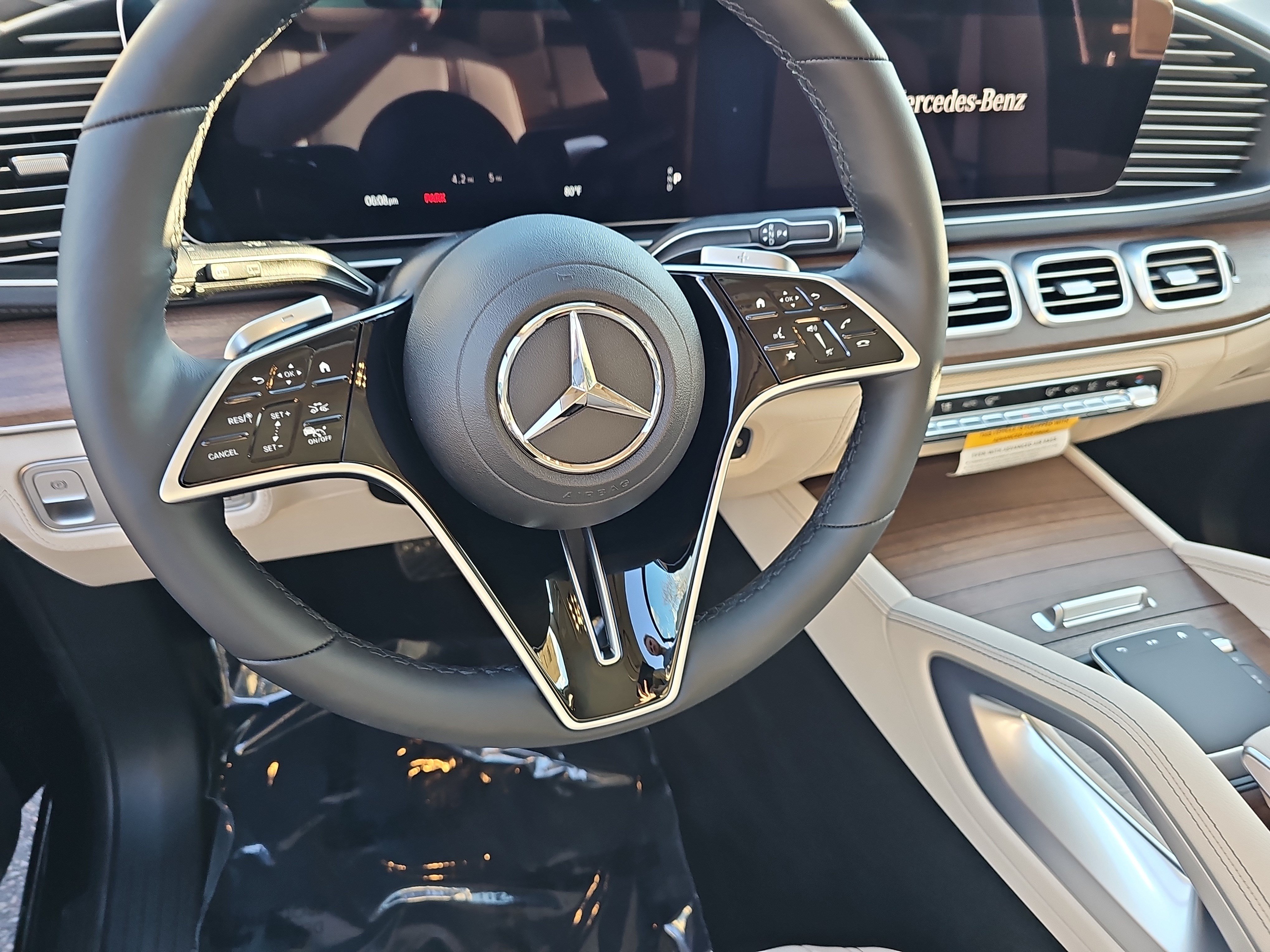 New 2026 Mercedes-Benz GLE 450 4MATIC image 17
