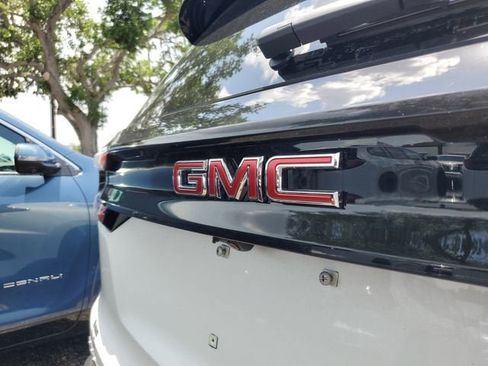 New 2026 GMC Acadia Elevation FWD image 7