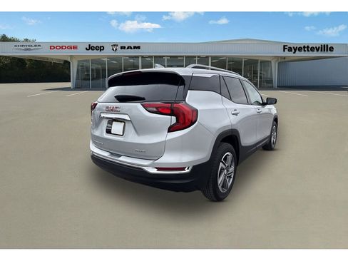 Used 2020 GMC Terrain SLT w/ Preferred Package image 3