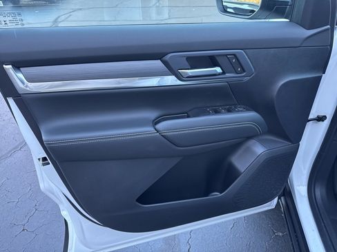 New 2026 GMC Terrain Elevation w/ Black Edition image 7