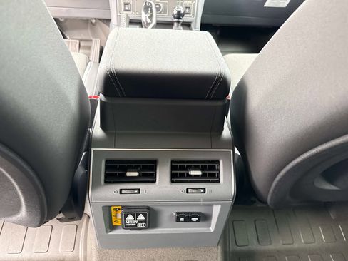 Used 2024 INEOS Grenadier AWD/4WD image 16