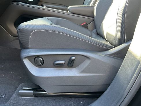 New 2026 Volkswagen Atlas Cross Sport SE image 10