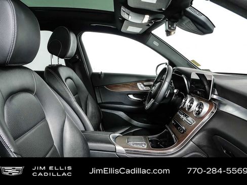 Used 2021 Mercedes-Benz GLC 300 4MATIC w/ Multimedia Package image 22