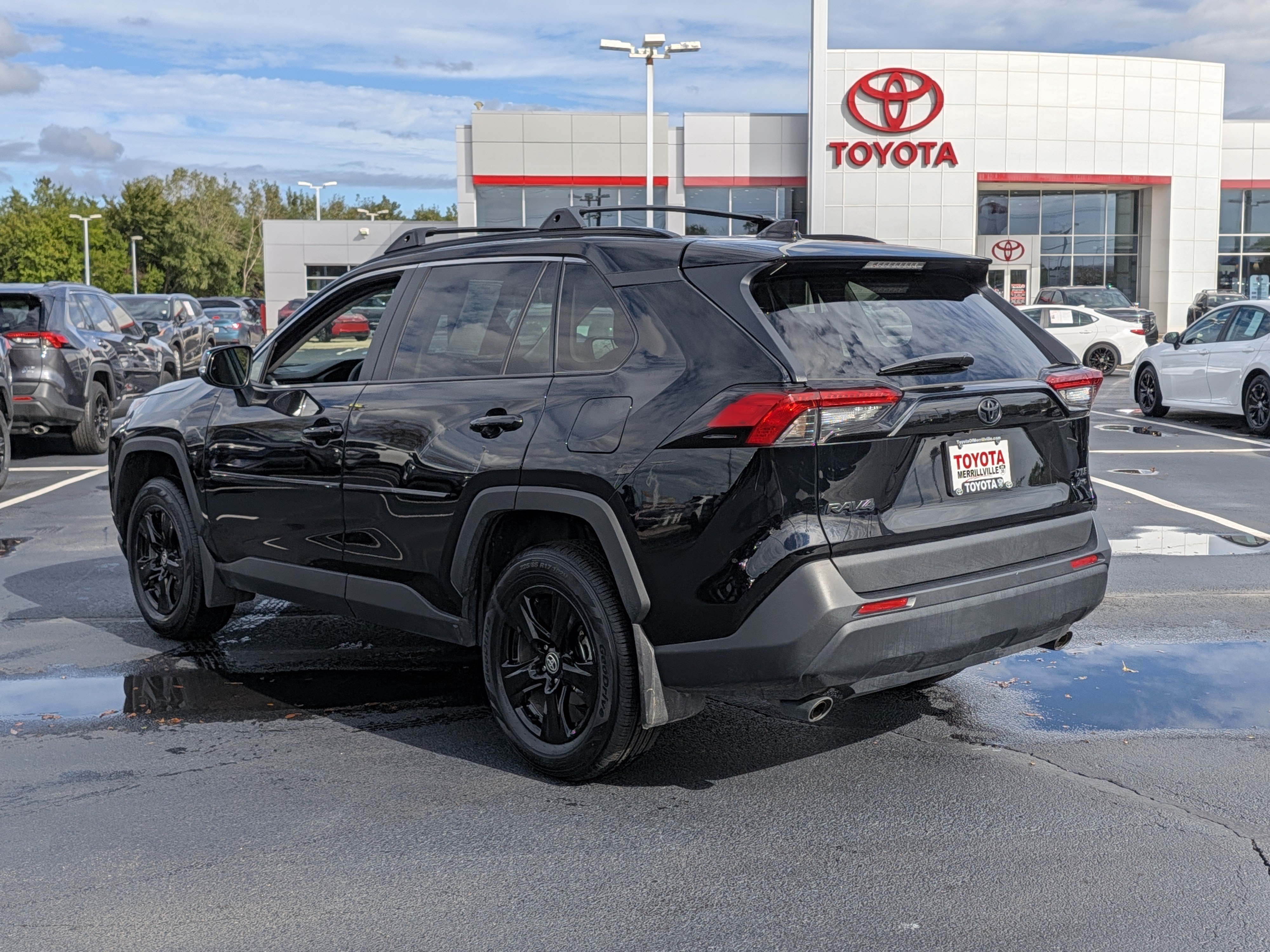 Certified 2024 Toyota RAV4 XLE w/ Convenience Package AWD/4WD image 6