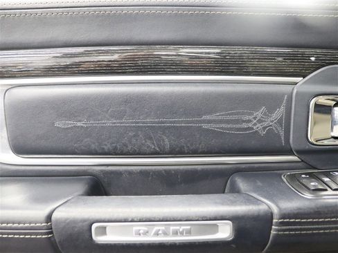 Used 2018 RAM 2500 Limited image 20