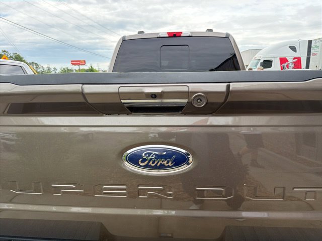 Used 2023 Ford F250 Lariat w/ Lariat Ultimate Package AWD/4WD image 7