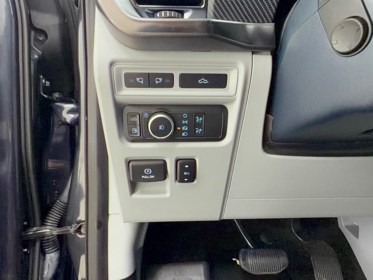 Certified 2021 Ford F150 Limited AWD/4WD image 31