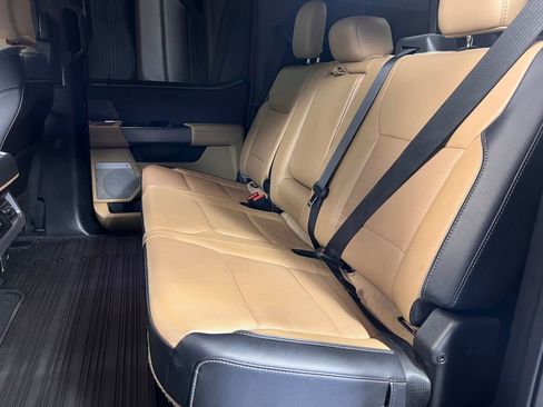 Used 2024 Ford F250 Lariat w/ Lariat Ultimate Package AWD/4WD image 13