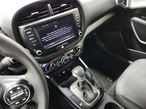 Used 2023 Kia Soul LX w/ Option Group 015 image 27