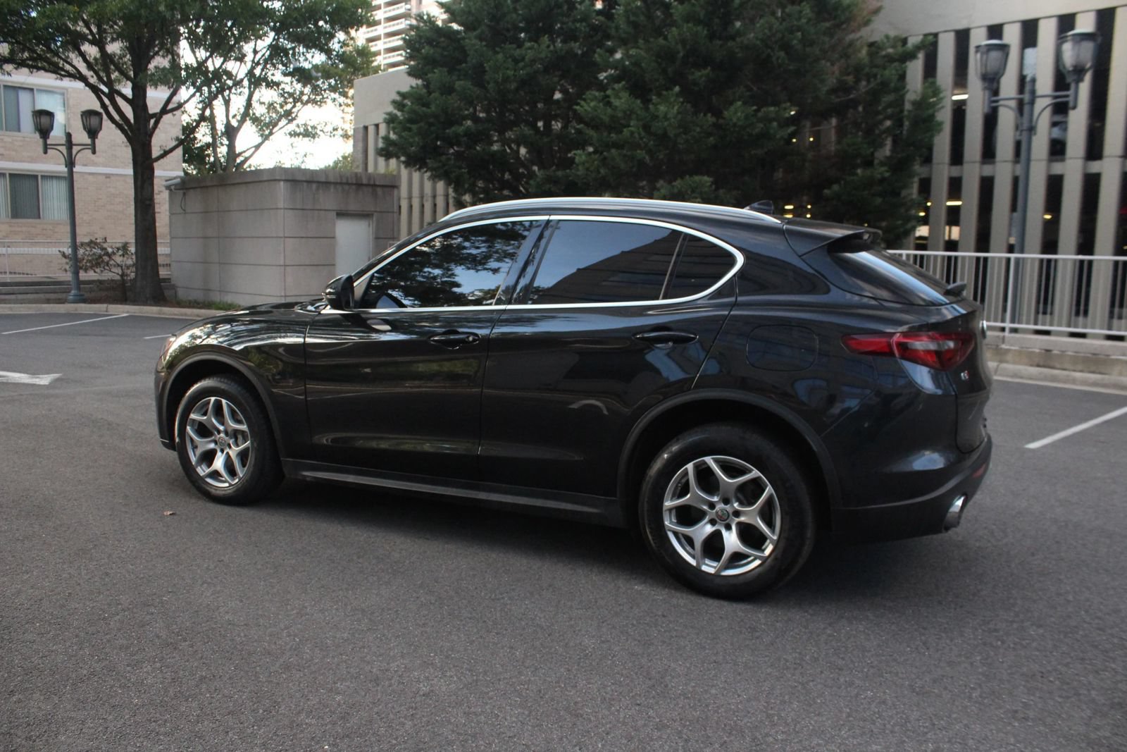 Used 2020 Alfa Romeo Stelvio AWD w/ Cold Weather Package image 9