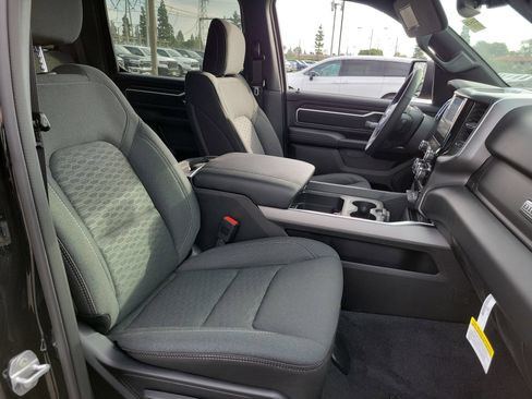 New 2026 RAM 1500 Big Horn AWD/4WD image 16