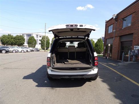 Used 2019 Land Rover Range Rover HSE image 9