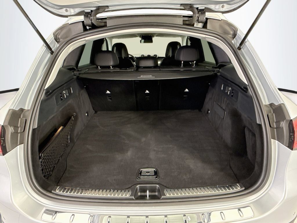 Used 2026 Mercedes-Benz GLC 300 image 26