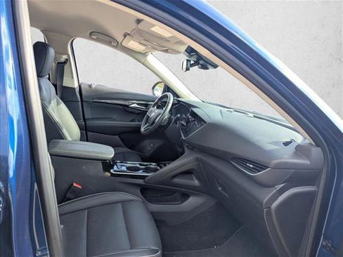 Used 2023 Buick Envision Essence image 16