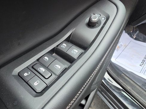 Used 2021 Jeep Grand Cherokee L Limited image 34