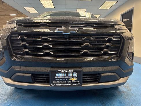 New 2026 Chevrolet Equinox LT w/ Midnight Edition AWD/4WD image 12
