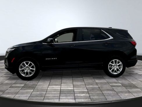 Used 2024 Chevrolet Equinox LT AWD/4WD image 4